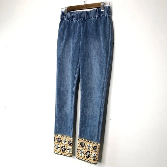 Soft Surroundings Elastic Waist Slip on Decorative Hem Jeans - Picture 4 of 10